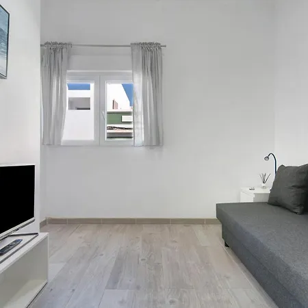 Apartment Capitan Pepito 1 *